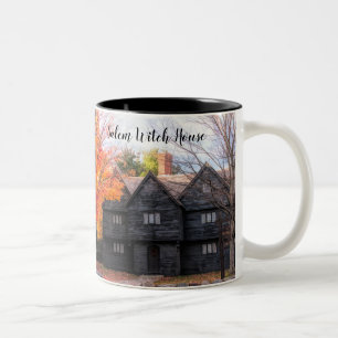 Salem Witch House in Salem Massachusetts Zweifarbige Tasse