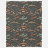 Salmon Fishing Man in Boat Lake Forest Pattern Fleecedecke (Vorderseite)