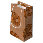 Salty Bretzels Liebhaber von Lebensmittelbackern L Kleine Geschenktüte (Rückseite Schrägansicht)
