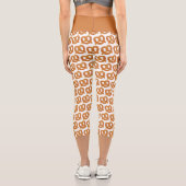 Salty Soft Pretzel Niedliches Muster Capri Leggings (Rückseite)