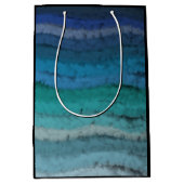 Salty Waves an der Küste auf schwarz Mittlere Geschenktüte (Vorderseite)