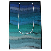 Salty Waves an der Küste auf schwarz Mittlere Geschenktüte (Rückseite)