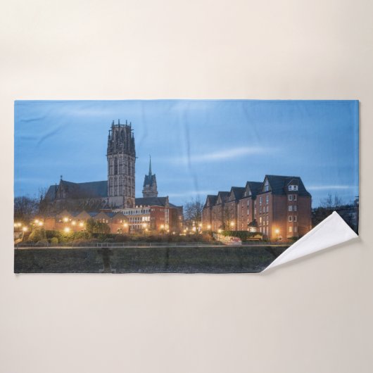 Salvatorkirche Duisburg Badehandtuch (Badehandtuch)