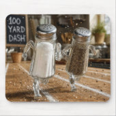 Salz- und Pfeffer-100-Yard-Dash-Rennen Mousepad (Vorne)