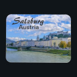 Salzburg Berühmte Stadt in Österreich Souvenir Magnet<br><div class="desc">Foto der Salzburger Altstadt mit dem Schloss Festung Hohensalzburg.</div>