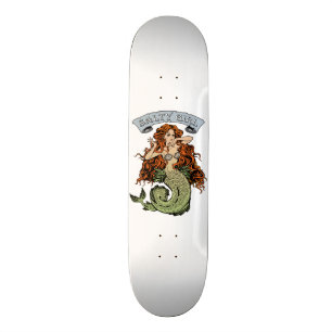Salziges Mädchen Skateboard