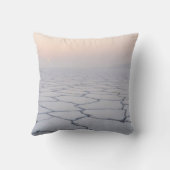 Salzlatten bei Morgendämmerung: Ätherische Minimal Kissen (Rückseite)