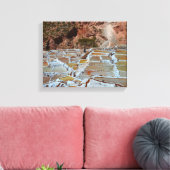 Salzpfannen von Maras, Peru Leinwanddruck (Insitu (Wohnzimmer))