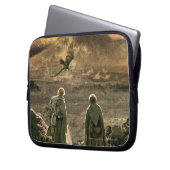 Sam and FRODO™ Approaching Mount Doom Laptopschutzhülle (Vorderseite Links)