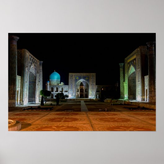Samarkand, Usbekistan - Registerplatz bei Nacht Poster (Vorne)