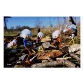 Samenwerking van Fubby poppetjes op een houtwerkpl Poster (Vorderseite)