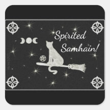 Samhain Magick Cat auf Broom Black and White