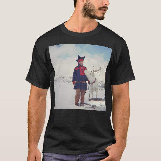 Sami und Reindeer auf dem norwegischen Magerya T-Shirt (Vorderseite)