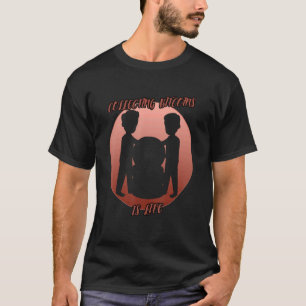 Sammeln von Bitcoins-Schatten in einem roten Kreis T-Shirt