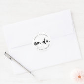 SAMMI Minimal 'We Do' Hochzeitskleber Runder Aufkleber (Umschlag)