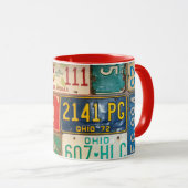 Sammlung alter rostiger Nummernschilder Tasse (VorderseiteRechts)