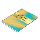 Sammlung von grünen und goldfarbenen Anführungszei Notizblock (Linke Seite)