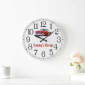 Sammy's Garage Red & White Classic Clock Große Wanduhr (Zuhause)