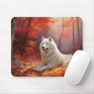 Samojede im Herbst inspiriert fallende Blätter Mousepad