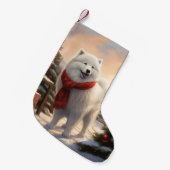 Samoyed Dog in Schneehochweihen Kleiner Weihnachtsstrumpf (Vorderansicht (hängend))