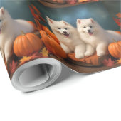 Samoyed Puppy Autumn Delight Pumpen Geschenkpapier (Rolleneckpunkt)