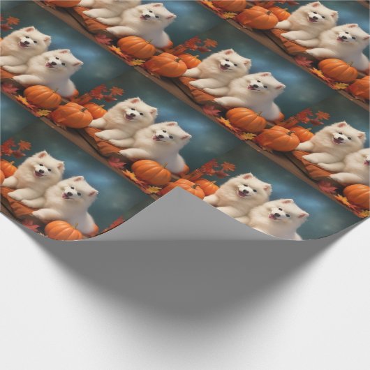 Samoyed Puppy Autumn Delight Pumpen Geschenkpapier (Ecke)