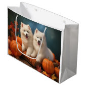 Samoyed Puppy Autumn Delight Pumpen Große Geschenktüte (Vorderseite Schrägansicht)