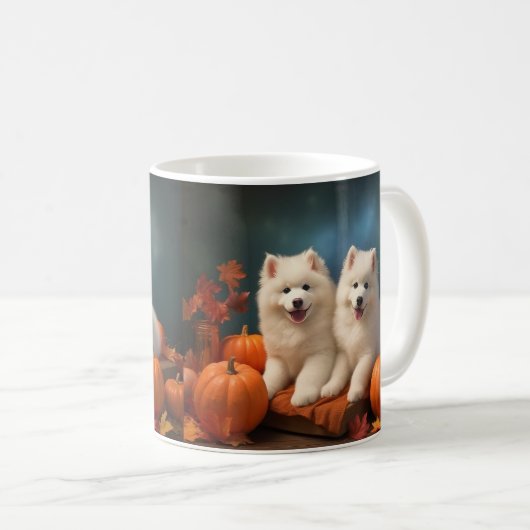 Samoyed Puppy Autumn Delight Pumpen Kaffeetasse (VorderseiteRechts)