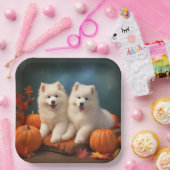 Samoyed Puppy Autumn Delight Pumpen Pappteller (Party)