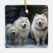 Samoyed Snowy Sleigh Weihnachtsdekor Keramikornament (Vorderseite)