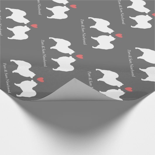 Samoyeds, die mit kundenspezifischem Text Wedding Geschenkpapier (Ecke)