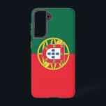 Samsung Galaxy S21 Fallflagge von Portugal Hülle<br><div class="desc">Mit unserem exklusiven Cover unter der Flagge Portugals verwandeln Sie Ihre Samsung Galaxy S21 in eine Feier des portugiesischen Erbes! Mit Präzision und Stolz gestaltet, präsentiert dieses Handy mutig die ikonischen Farben und das Emblem der portugiesischen Flagge, die die reiche Geschichte und kulturelle Identität der Nation symbolisieren. Egal ob Sie...</div>