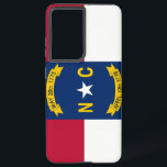 Samsung Galaxy S21 Ultra Case North Carolina Flagg Samsung Galaxy Hülle<br><div class="desc">Mit unserer exklusiven Handyabdeckung mit der Flagge verwandeln Sie Ihre Samsung Galaxy S21 Ultra in ein Symbol des North Carolina Stolzes! Mit viel Liebe zum Detail gestaltet, zelebriert dieses Cover das einzigartige Erbe und den Staatsstolz von North Carolina. Das Design zeigt deutlich die ikonischen Elemente der Nordkarolina-Flagge, darunter das blaue...</div>