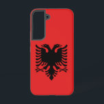 Samsung Galaxy S22 Fallflagge von Albanien Samsung Galaxy Hülle<br><div class="desc">Fügen Sie Ihrer Samsung Galaxy S22 eine Touch albanischen Stolzes hinzu, mit unserem exklusiven Telefongehäuse mit der Flagge Albaniens! Dieser Fall, der mit großer Sorgfalt erstellt wurde, zelebriert die reiche Geschichte und kulturelle Identität Albaniens. Das Design zeigt stolz den fett schwarzen Doppelkopfadler auf einem lebendigen roten Hintergrund und symbolisiert die...</div>