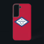 Samsung Galaxy S22 Fallflagge von Arkansas Samsung Galaxy Hülle<br><div class="desc">Mit unserem exklusiven Cover mit der Fahne von Arkansas verwandeln Sie Ihre Samsung Galaxy S22 in ein Symbol des Arkansas Stolzes! Dieses Cover wurde mit viel Liebe zum Detail entworfen und zeigt stolz das ikonische Design der Staatsflagge von Arkansas. Die Fahne hat eine Diamantenform mit 25 weißen Sternen und drei...</div>