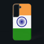 Samsung Galaxy S22 Fallflagge von Indien Samsung Galaxy Hülle<br><div class="desc">Mit unserem exklusiven Cover unter der Flagge Indiens können Sie Ihre Samsung Galaxy S22 mit indischem Stolz genießen! Dieses Stück wurde mit viel Liebe zum Detail gestaltet und feiert das indische Erbe und den kulturellen Reichtum. Das Design zeigt stolz das ikonische Dreifarbenmuster von Safran, Weiß und Grün, wobei der Ashoka...</div>