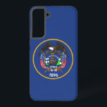 Samsung Galaxy S22 Plus Fallflagge von Utah Samsung Galaxy Hülle<br><div class="desc">Mit dem exklusiven Handy-Cover unter der Flagge von Utah können Sie Ihre Samsung Galaxy S22 Plus mit einer Touch Utah Stolz auf sich nehmen! Mit viel Liebe zum Detail gestaltet, zelebriert dieses Handy Utah's reichhaltiges Erbe und kulturelle Bedeutung. Das Design zeichnet sich durch die Staatsflagge von Utah aus, die aus...</div>