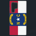 Samsung Galaxy S22 Ultra Case North Carolina Flagg Samsung Galaxy Hülle<br><div class="desc">Mit unserer exklusiven Handyabdeckung mit der Flagge verwandeln Sie Ihre Samsung Galaxy S22 Ultra in ein Symbol des North Carolina Stolzes! Mit viel Liebe zum Detail gestaltet, zelebriert dieses Cover das einzigartige Erbe und den Staatsstolz von North Carolina. Das Design zeigt deutlich die ikonischen Elemente der Nordkarolina-Flagge, darunter das blaue...</div>