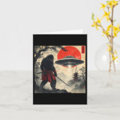 Samurai Bigfoot Japanese Ufo Vintag Graphic Ukiyo Karte (Gelbe Blume)