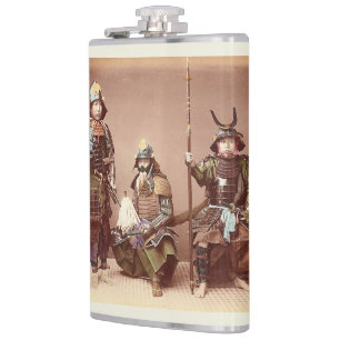 Samurai in Armor Flachmann