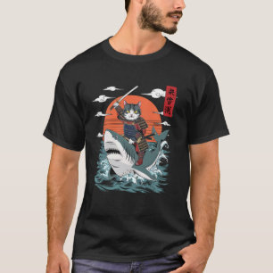 Samurai-Katze reitet auf Hai japanische Kunst Retr T-Shirt