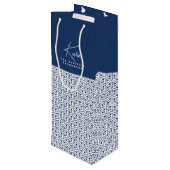 Samurai Muster Personalisierter Trauzeuge| Geschenktüte Für Weinflaschen (Rückseite Schrägansicht)