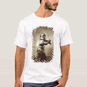 Samurais mit angehobener Klinge, c.1860 T-Shirt