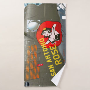 San Antonio Rose B-24 Nose Art (Vintage Fuselage) Badehandtuch