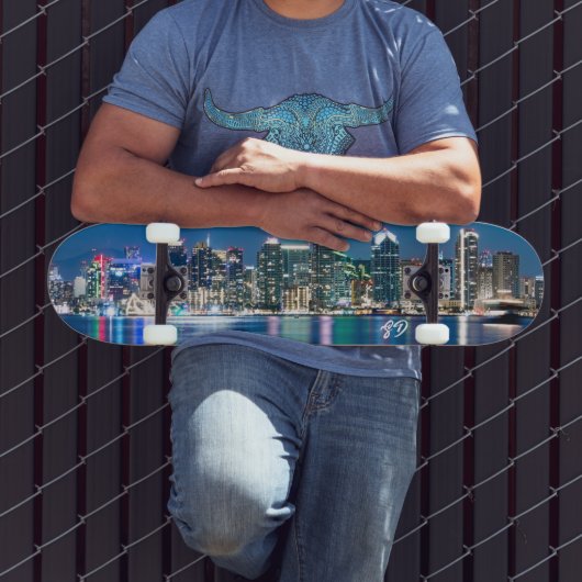 San Diego Skyline Mit Monogramm Skateboard (Außenbereich 3)