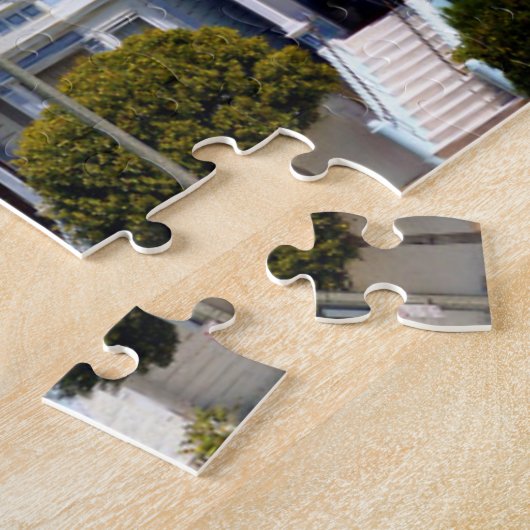 San Franciscos berühmte gestrichene Ladys Puzzle (Seite)