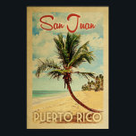 San Juan Palm Tree Wandern Poster<br><div class="desc">Ein einzigartiges Retro Mitte des Jahrhunderts moderne San Juan Puerto Rico Kunstdruck in Vintage Reise Poster Stil. Es verfügt über eine geschwungene Palme am Sandstrand mit Ozean unter einem blauen bewölkten Himmel.</div>