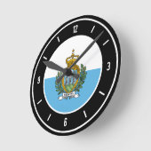 San Marino Flag Elegante Runde Wanduhr (Winkel)