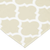 Sand Beige Weißes marokkanisches Quatrefolienmuste Tischdecke (Schrägansicht)