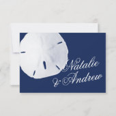 Sand Dollar Navy Blue Wedding RSVP (Rückseite)